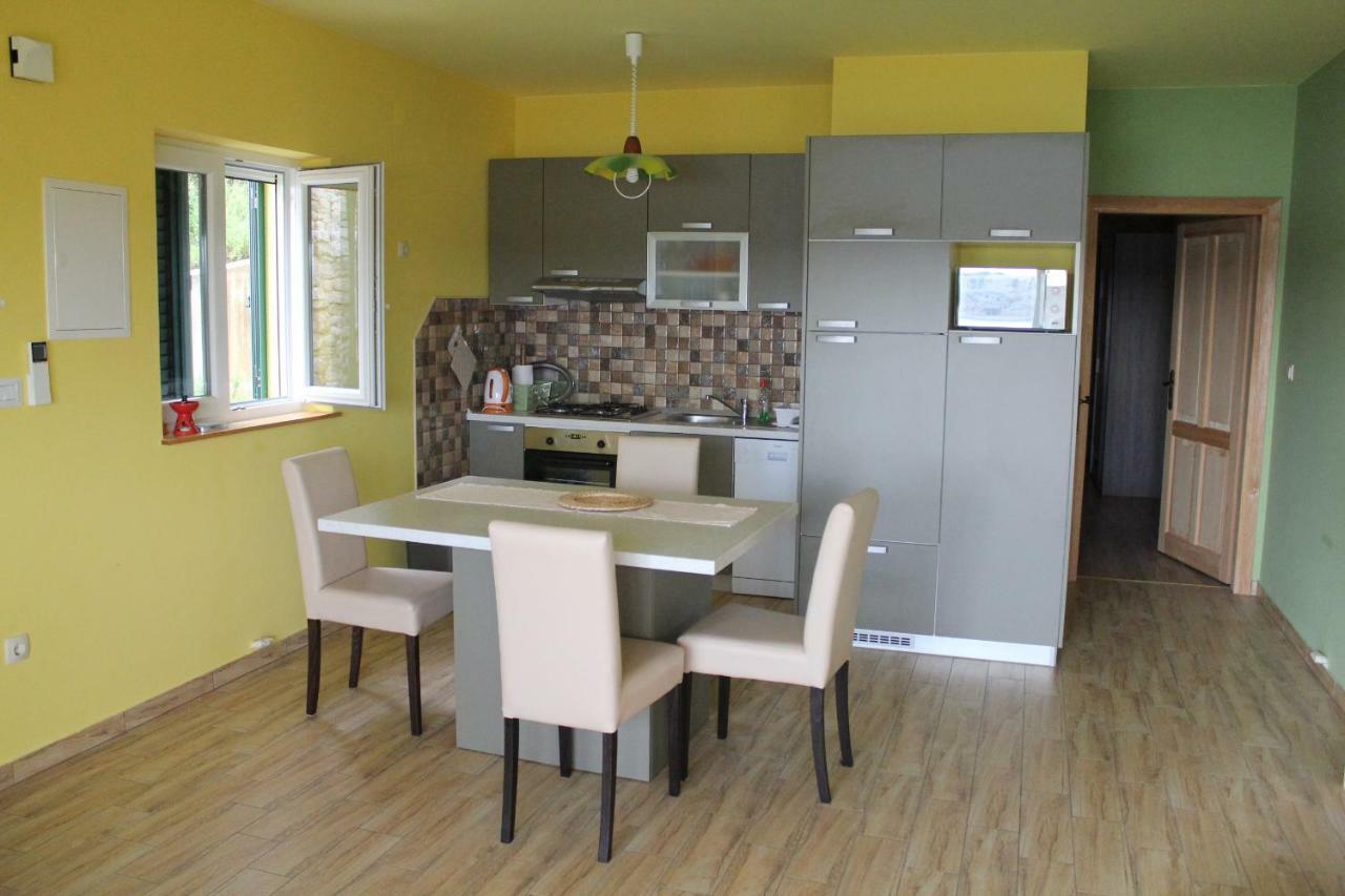 Primavera Omišalj Exterior foto